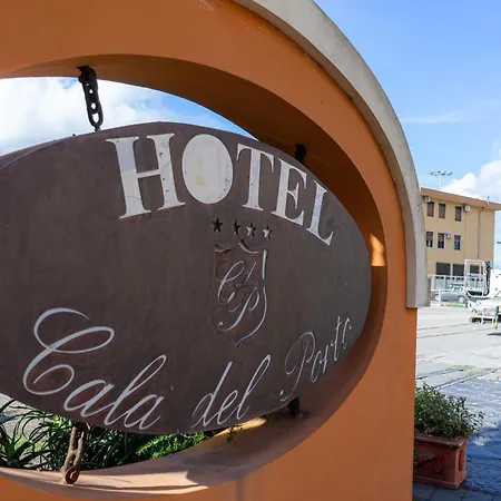 Cala Del Porto Hotel 4*