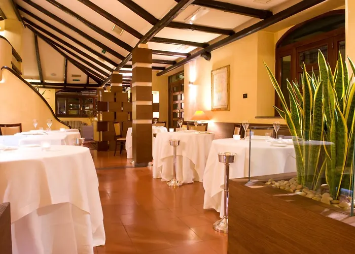 卡拉代尔波尔图酒店