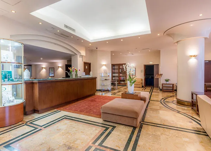 卡拉代尔波尔图酒店 酒店 维博瓦伦蒂亚码头