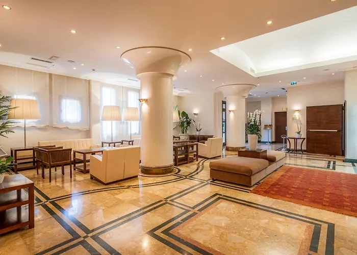 酒店 卡拉代尔波尔图酒店