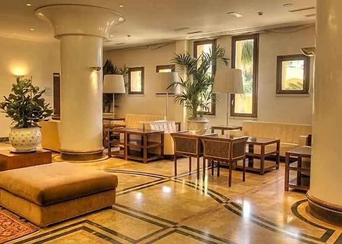 卡拉代尔波尔图酒店 4*