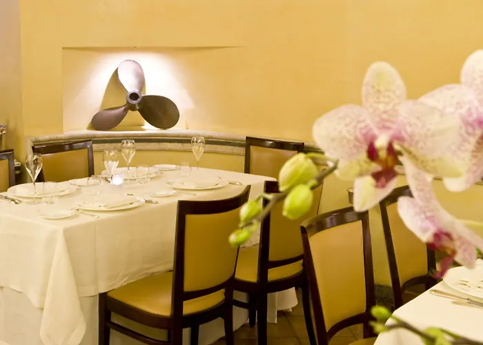 卡拉代尔波尔图酒店