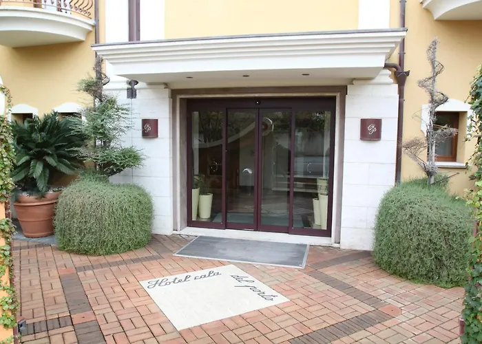 卡拉代尔波尔图酒店